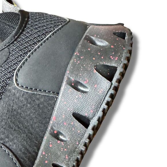 Reebok Zig Dynamica Boys' Running Shoes Black & Red Size 2 - Picture 9 of 9